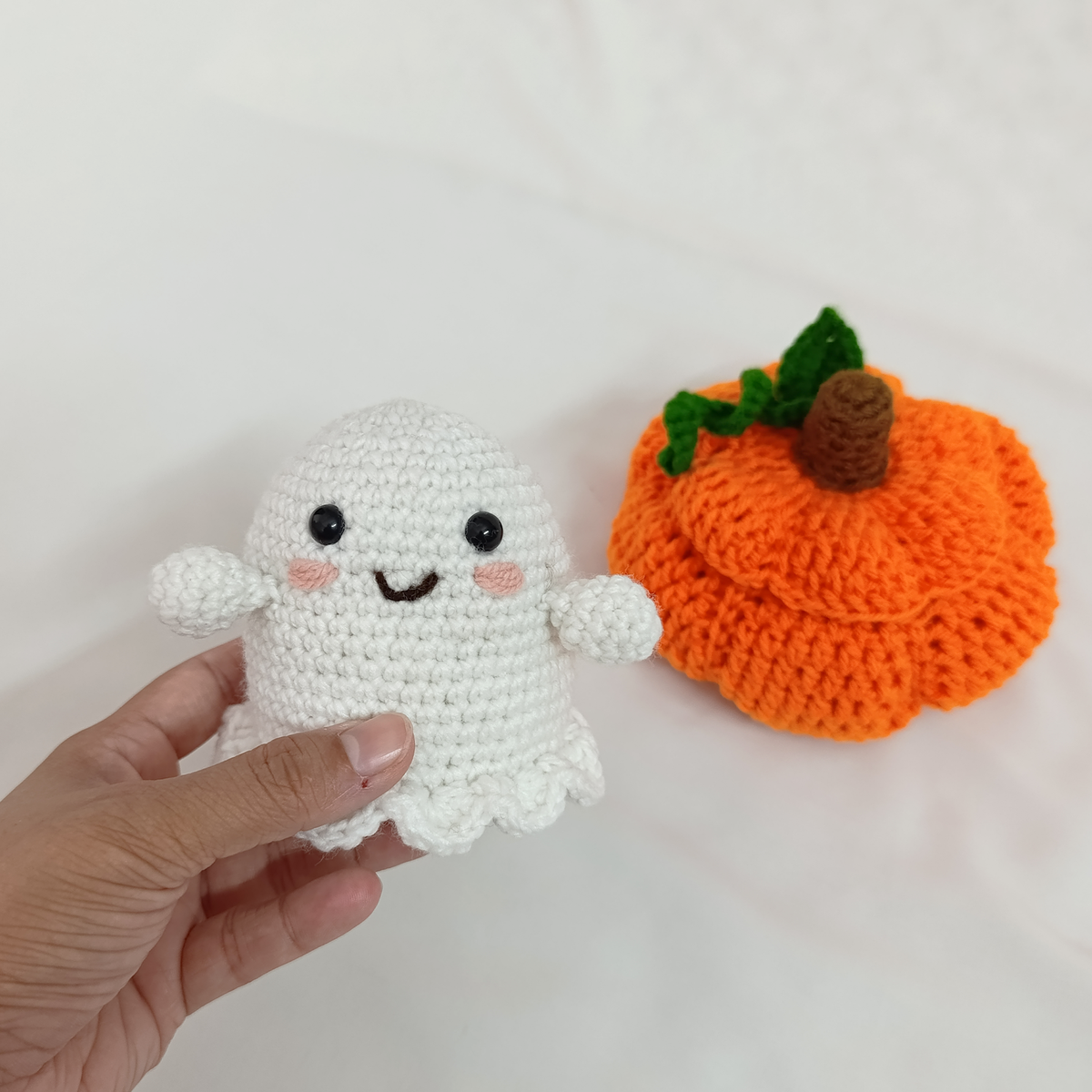 Boo the Ghost & Pumpkin 2-in-1 Amigurumi Crochet Pattern